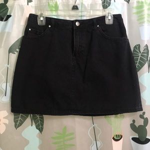 Divided black denim skirt